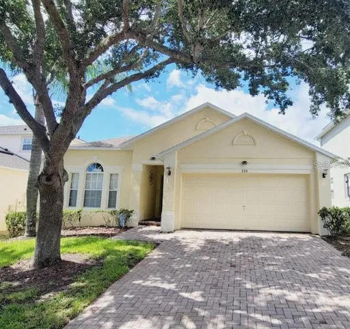 $385,000 | 124 Lancaster Drive, Davenport, FL 33897