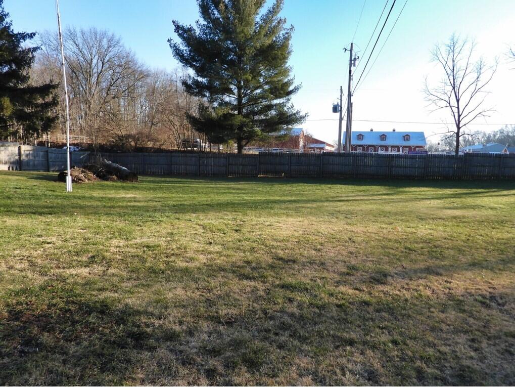 2750 Weaver Road Niles, MI 49120 - Photo 4 of 30 AFA72630D25D4FB68C8EE4E0EF7D6583