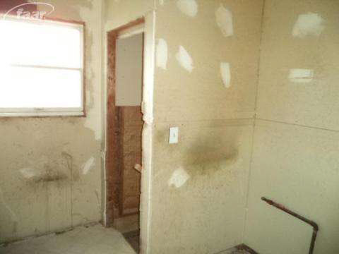 4219 North Belsay Road Flint, MI 48506 - Photo 9 of 23 20355774-8.JPG