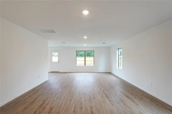 $2,200 | 17914 Becker Lndg Drive, Hockley, TX 77447