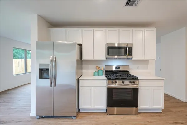 $2,200 | 17914 Becker Lndg Drive, Hockley, TX 77447