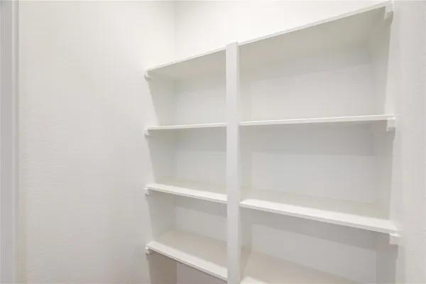 $2,200 | 17914 Becker Lndg Drive, Hockley, TX 77447