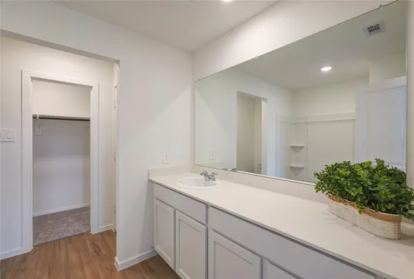 $2,200 | 17914 Becker Lndg Drive, Hockley, TX 77447