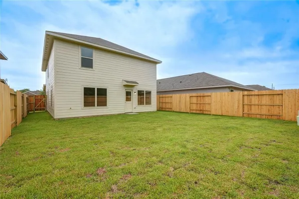 $2,200 | 17914 Becker Lndg Drive, Hockley, TX 77447
