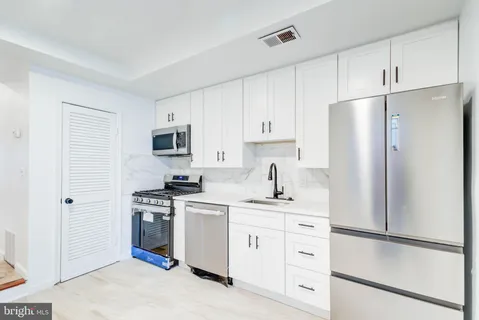 $4,500 | 75 P Street Northwest, Washington, DC 20001