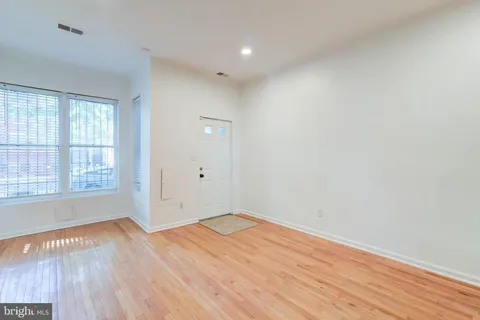 $4,500 | 75 P Street Northwest, Washington, DC 20001