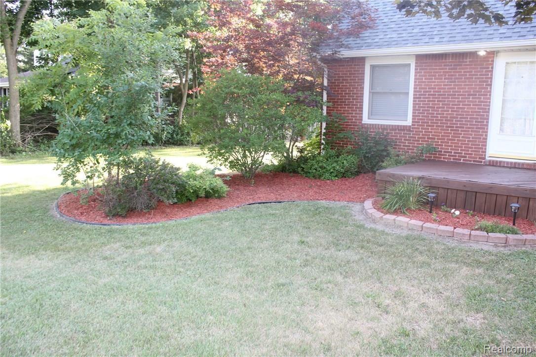6204 Torrey Road Flint, MI 48507 - Photo 38 of 47 IMG_7510.JPG