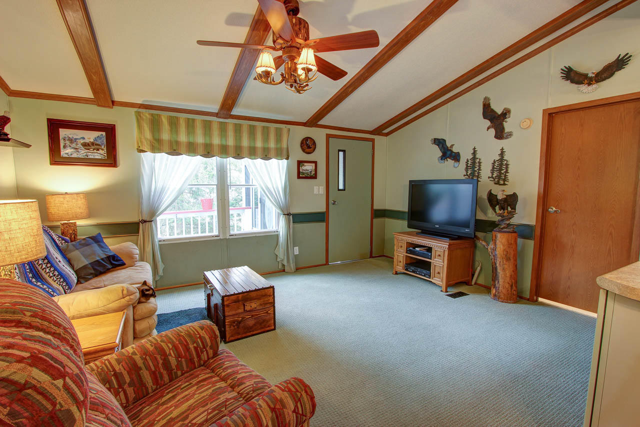 1510 Tarwater Road Sevierville, TN 37876 - Photo 4 of 32 04