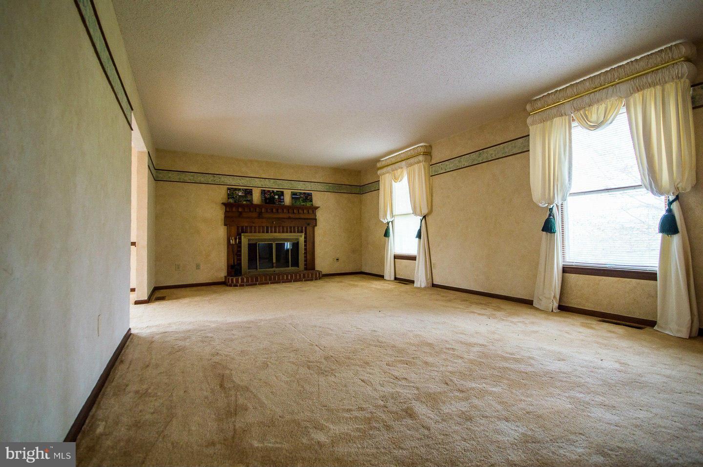 243 Lower Forge Road New Market, VA 22844 - Photo 11 of 30 Living Room