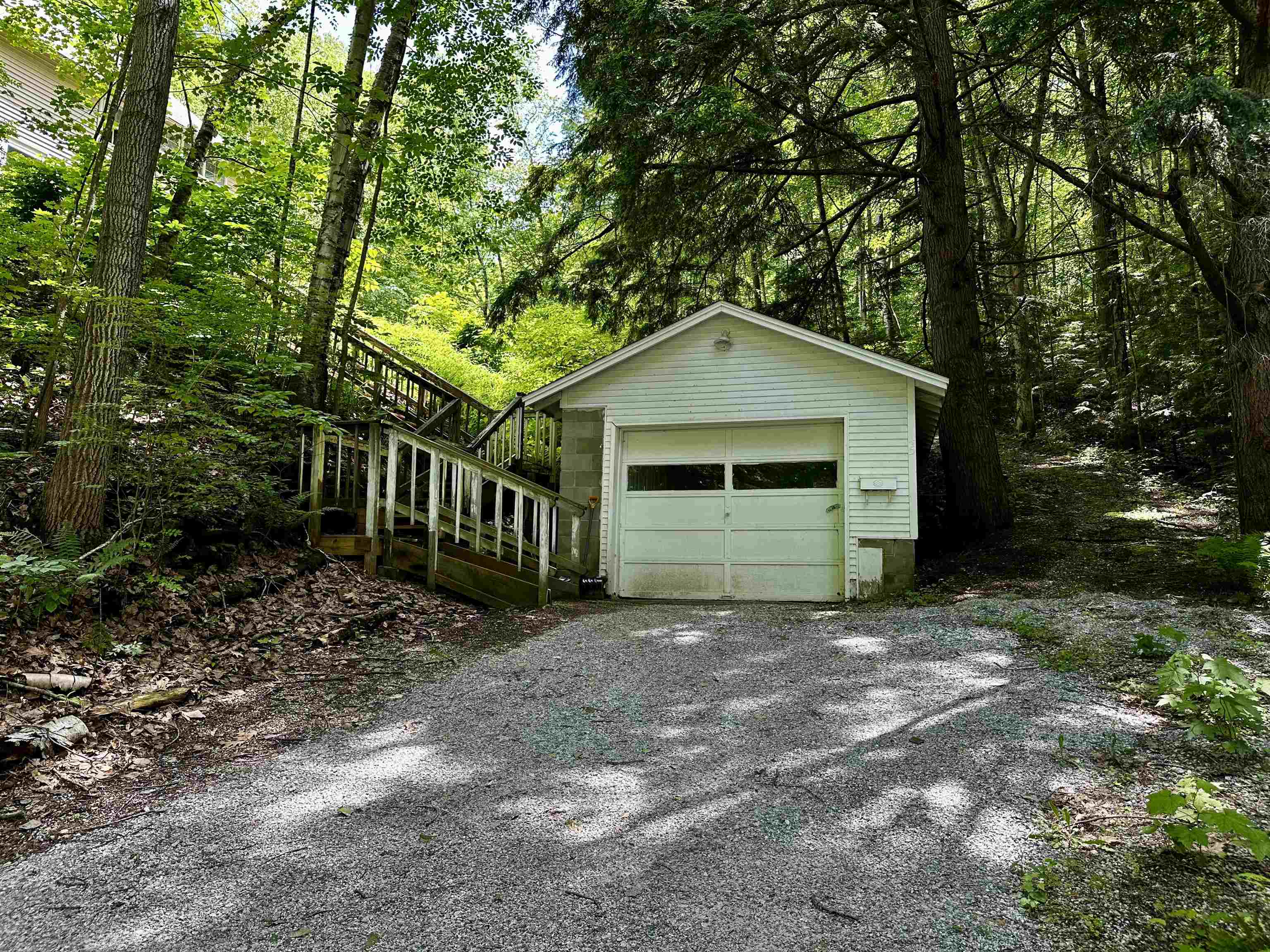 45 Eden Avenue Proctor, VT 05765 - Photo 8 of 26