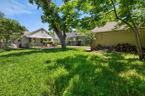 $550,000 | 2624 Willing Avenue, Fort Worth, TX 76110