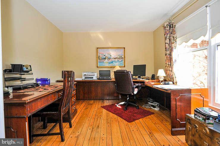 7823 O'Dell Street Springfield, VA 22153 - Photo 12 of 29 Interior (General)