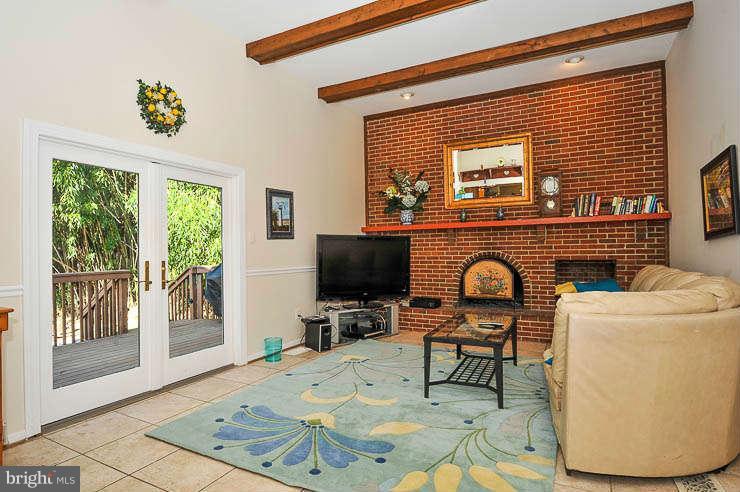 7823 O'Dell Street Springfield, VA 22153 - Photo 10 of 29 Family Room
