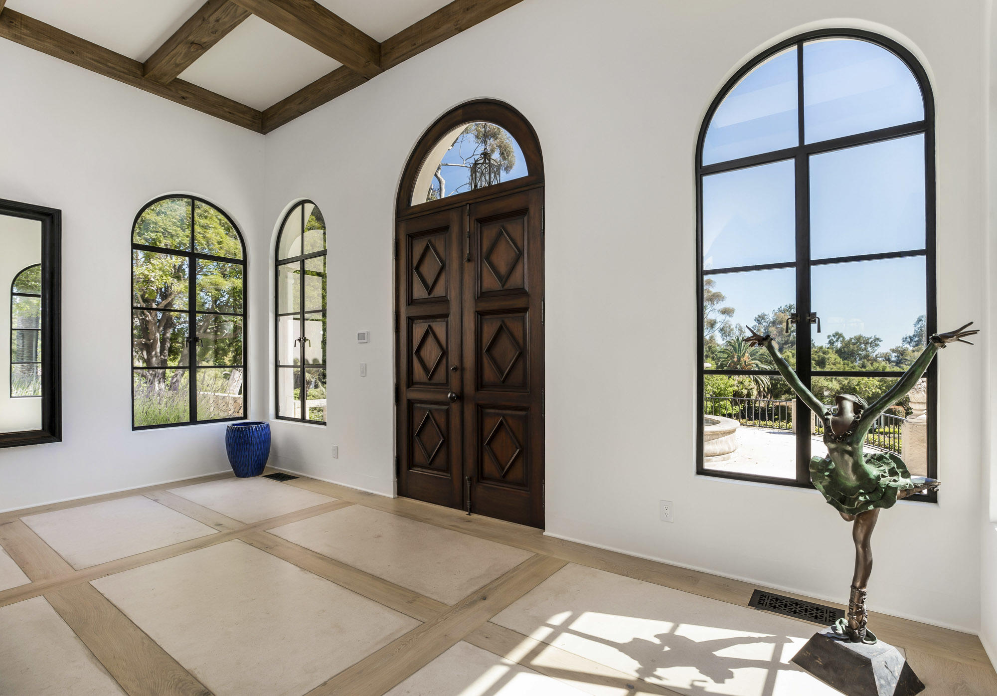 1084 Golf Road Montecito, CA 93108 - Photo 4 of 47 a bedroom with a bed and a window