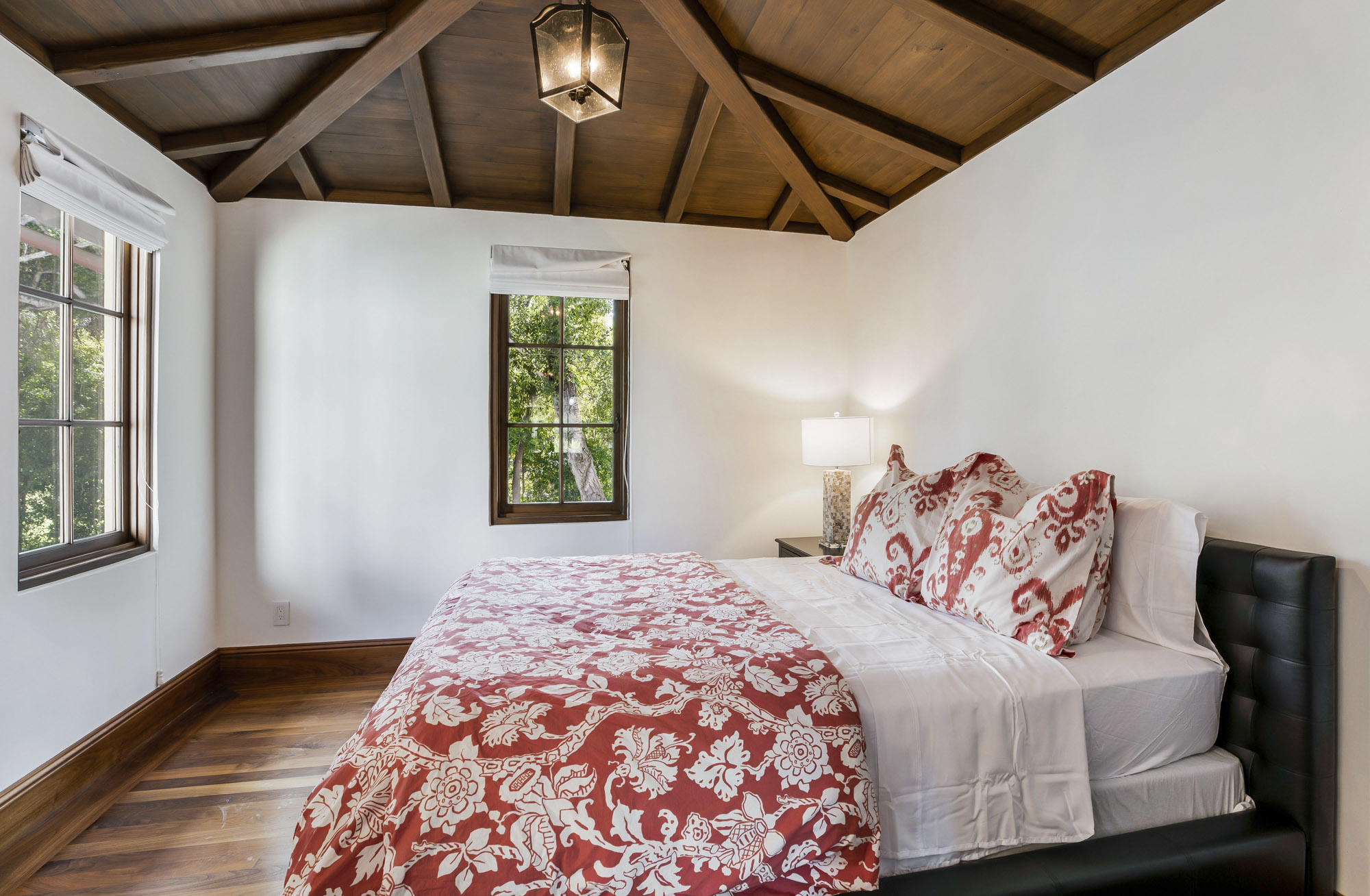 1084 Golf Road Montecito, CA 93108 - Photo 41 of 47 a bedroom with a bed and a window