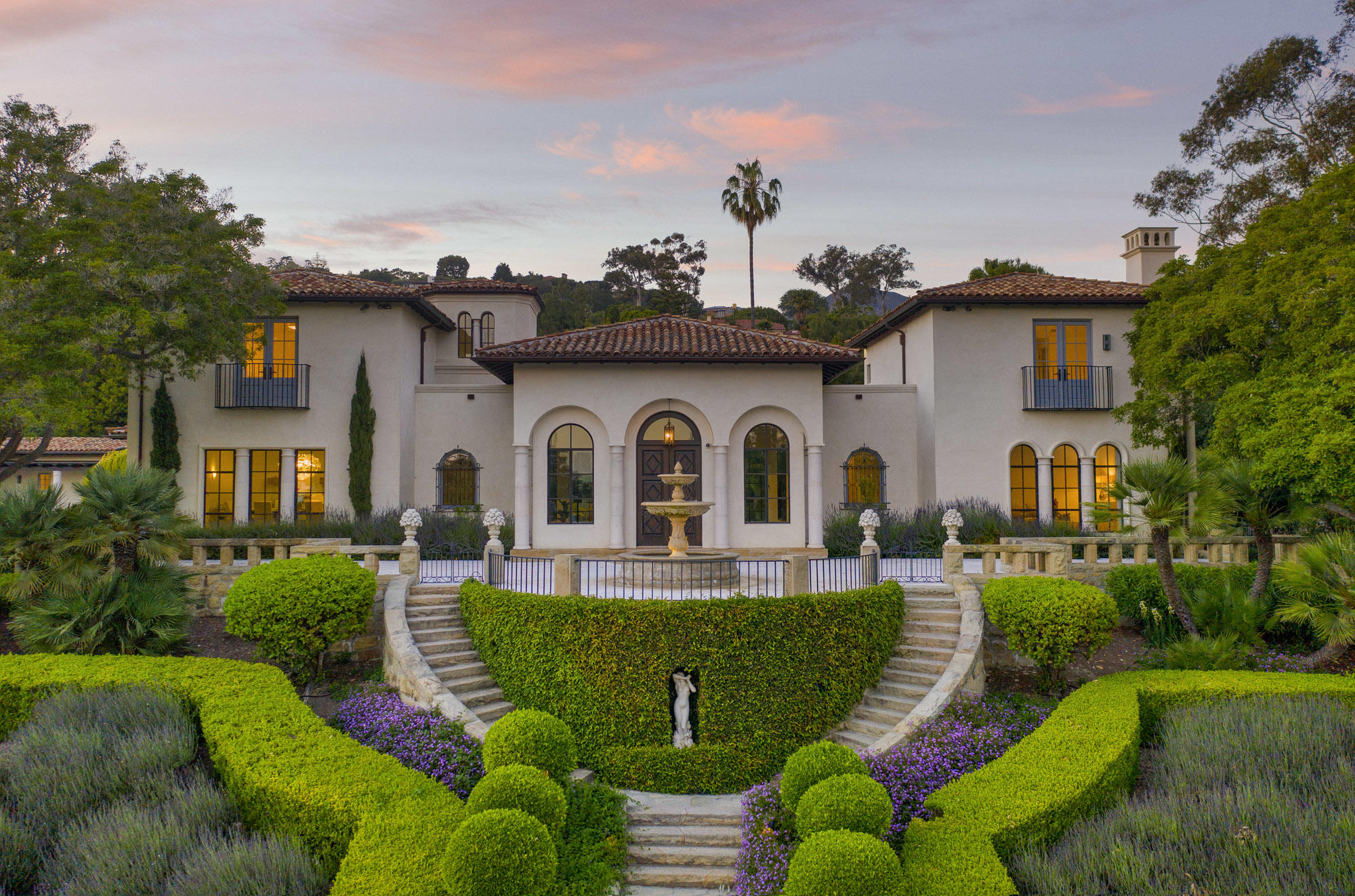 1084 Golf Road Montecito, CA 93108 - Photo 47 of 47 a front view of house with yard and green space