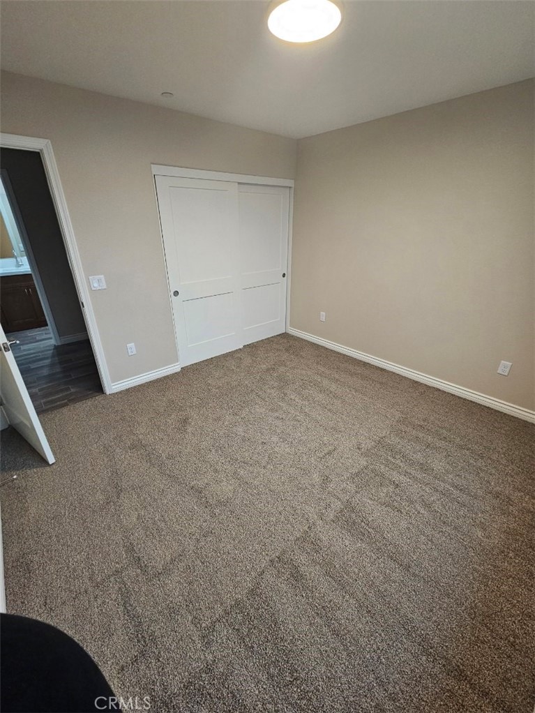 20495 Zuni Road Apple Valley, CA 92307 - Photo 5 of 13