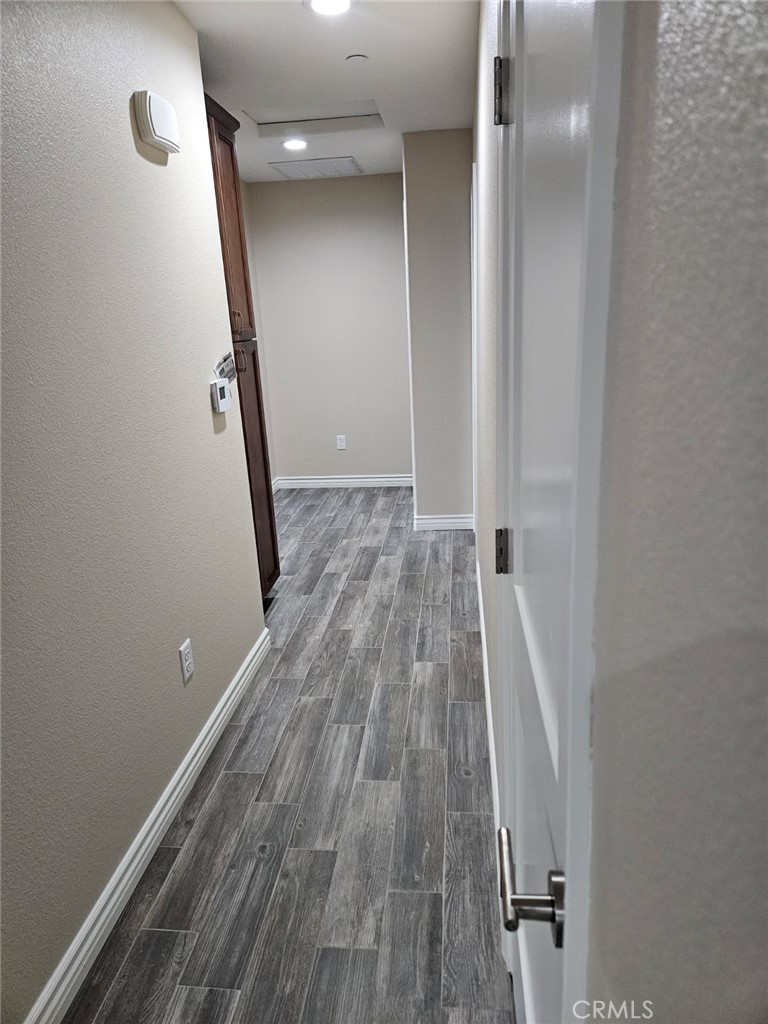 20495 Zuni Road Apple Valley, CA 92307 - Photo 8 of 13