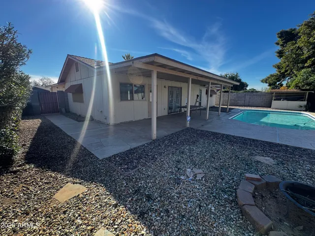 $2,195 | 5264 West Lupine Avenue, Glendale, AZ 85304