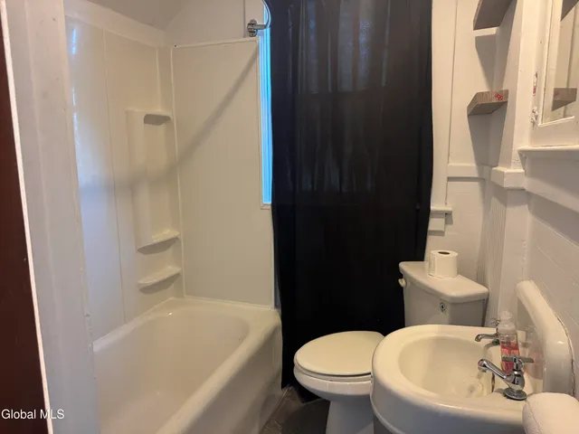 $259,900 | 401 Stanford Avenue, Niskayuna, NY 12304