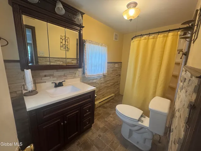 $259,900 | 401 Stanford Avenue, Niskayuna, NY 12304