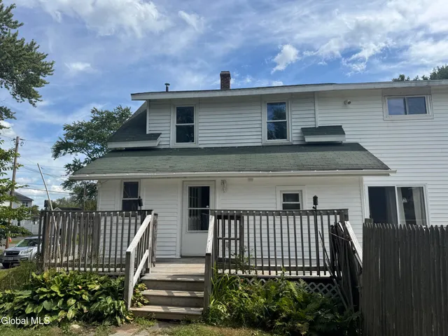 $259,900 | 401 Stanford Avenue, Niskayuna, NY 12304