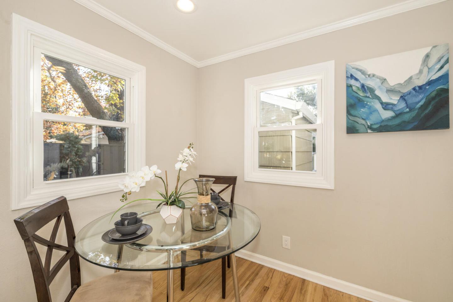 182 Rutherford Avenue Redwood City, CA 94061 - Photo 16 of 34 a dining room with furniture and window