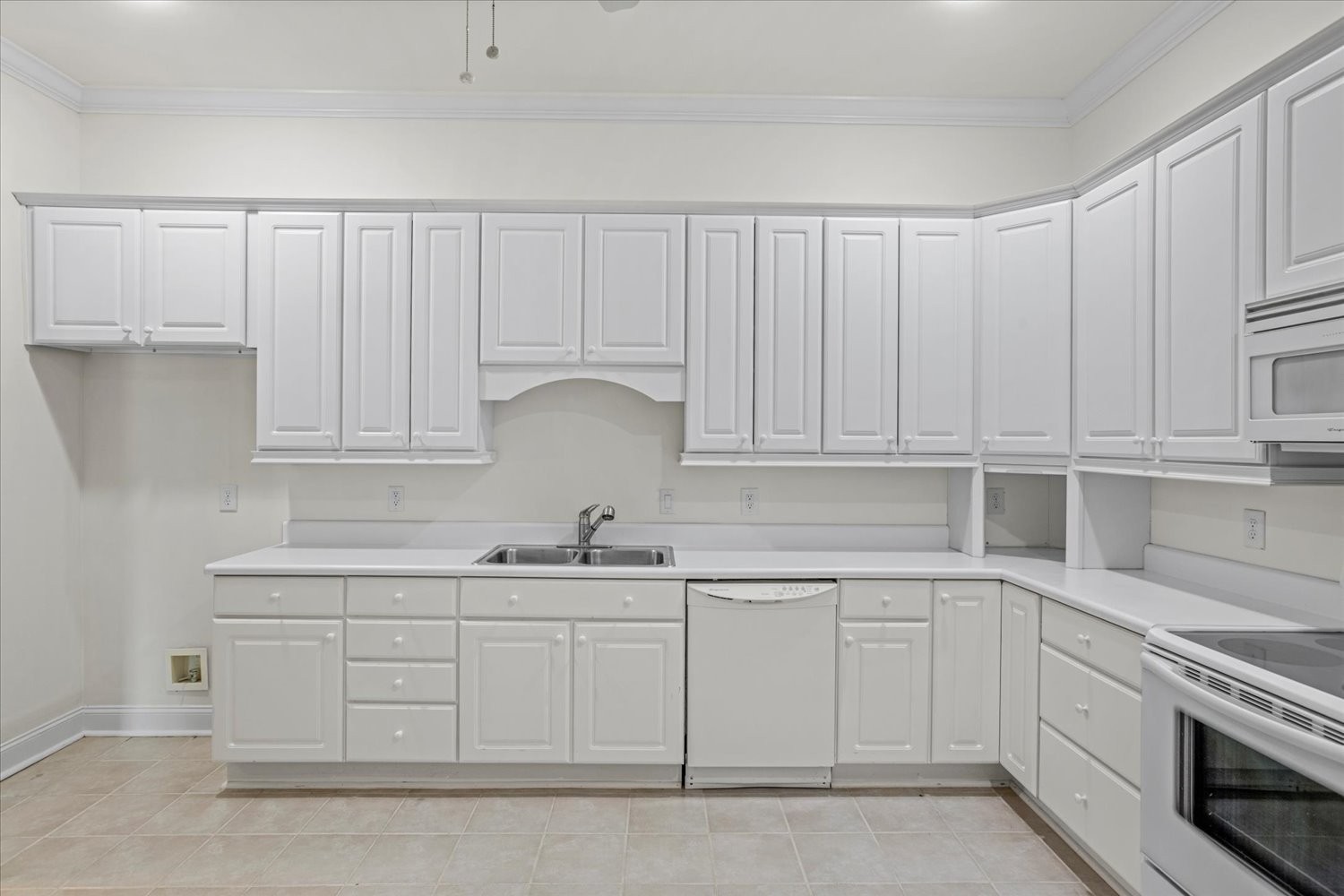 1400 Franklin Road Brentwood, TN 37027 - Photo 54 of 67 a kitchen with white cabinets