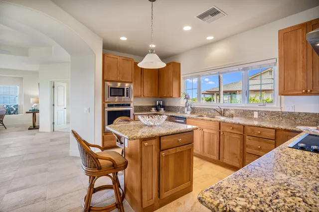 $1,550,000 | 77-300 Hookaana Street, Kailua-Kona, HI 96740