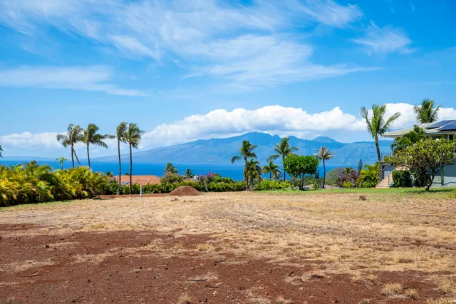 $850,000 | 121 Lewa Lani Place, Unit 19, Lahaina, HI 96761