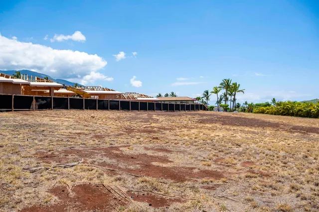 $850,000 | 121 Lewa Lani Place, Unit 19, Lahaina, HI 96761