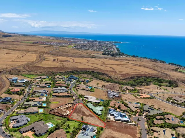 $850,000 | 121 Lewa Lani Place, Unit 19, Lahaina, HI 96761
