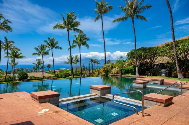 $850,000 | 121 Lewa Lani Place, Unit 19, Lahaina, HI 96761