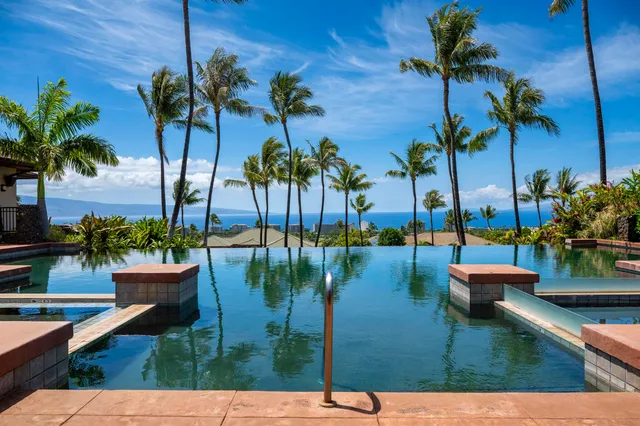 $850,000 | 121 Lewa Lani Place, Unit 19, Lahaina, HI 96761