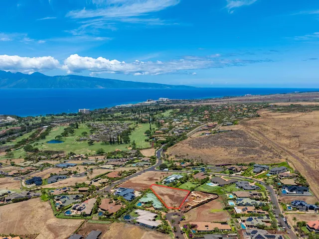 $850,000 | 121 Lewa Lani Place, Unit 19, Lahaina, HI 96761