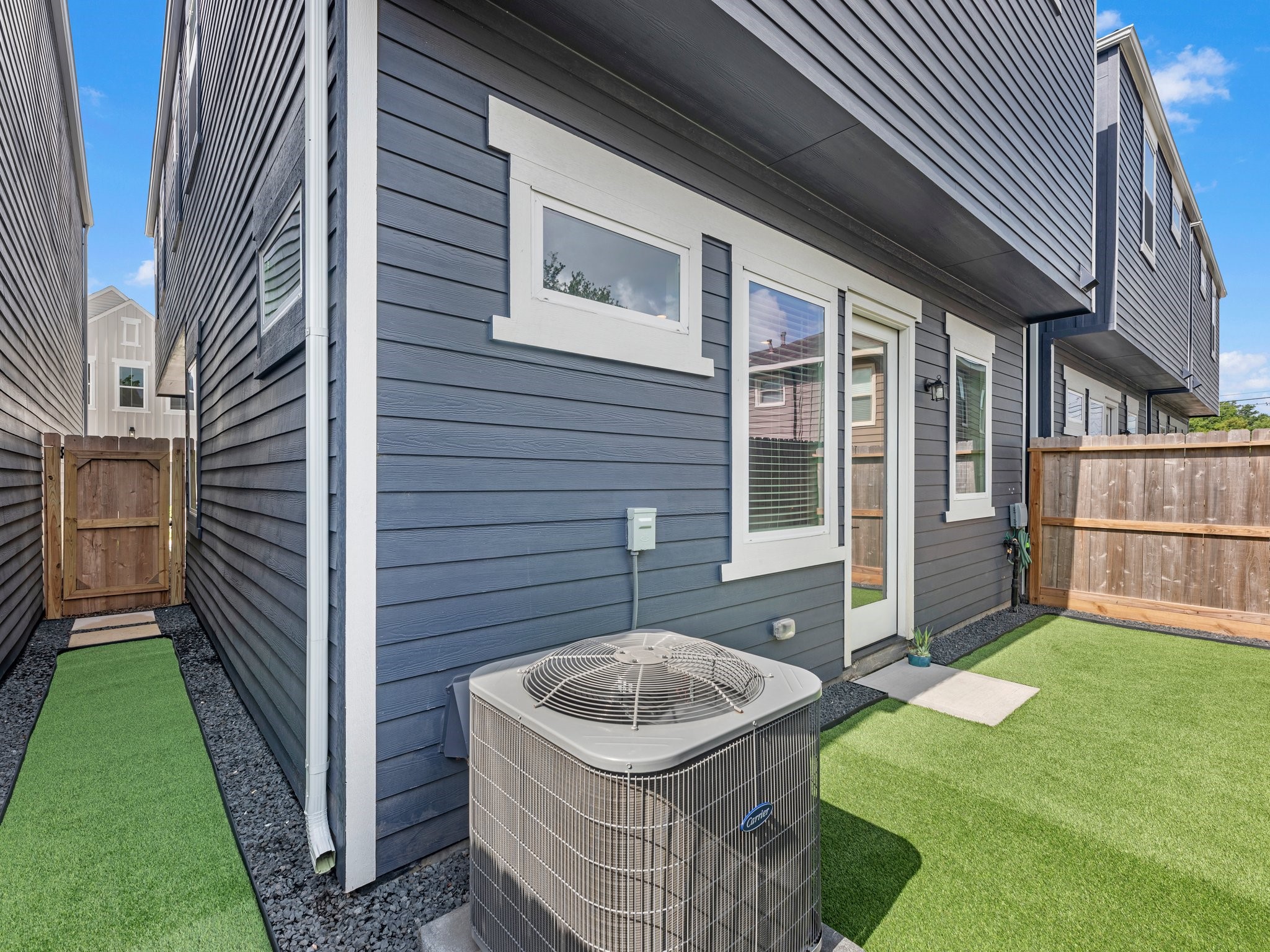 307 Charlock Street Houston, TX 77022 - Photo 18 of 18 a backyard of a house with seating space