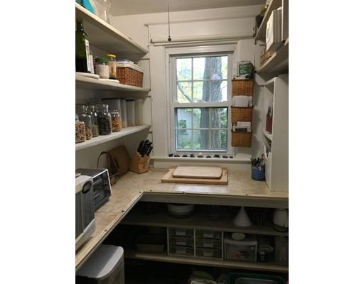 29 Howes Street Northampton, MA 01062 - Photo 14 of 26 Gallery Image 14