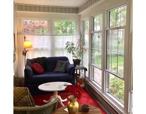 29 Howes Street Northampton, MA 01062 - Photo 6 of 26 Gallery Image 6