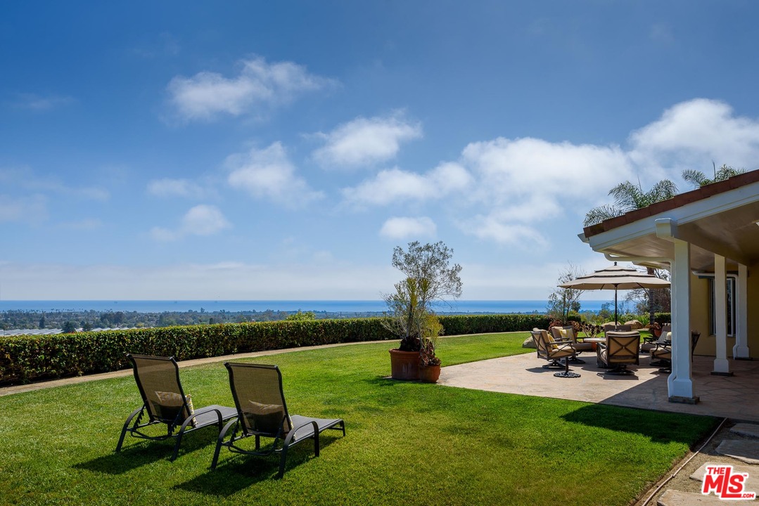 4468 Foothill Road Carpinteria, CA 93013 - Photo 11 of 18 Gallery Image 11