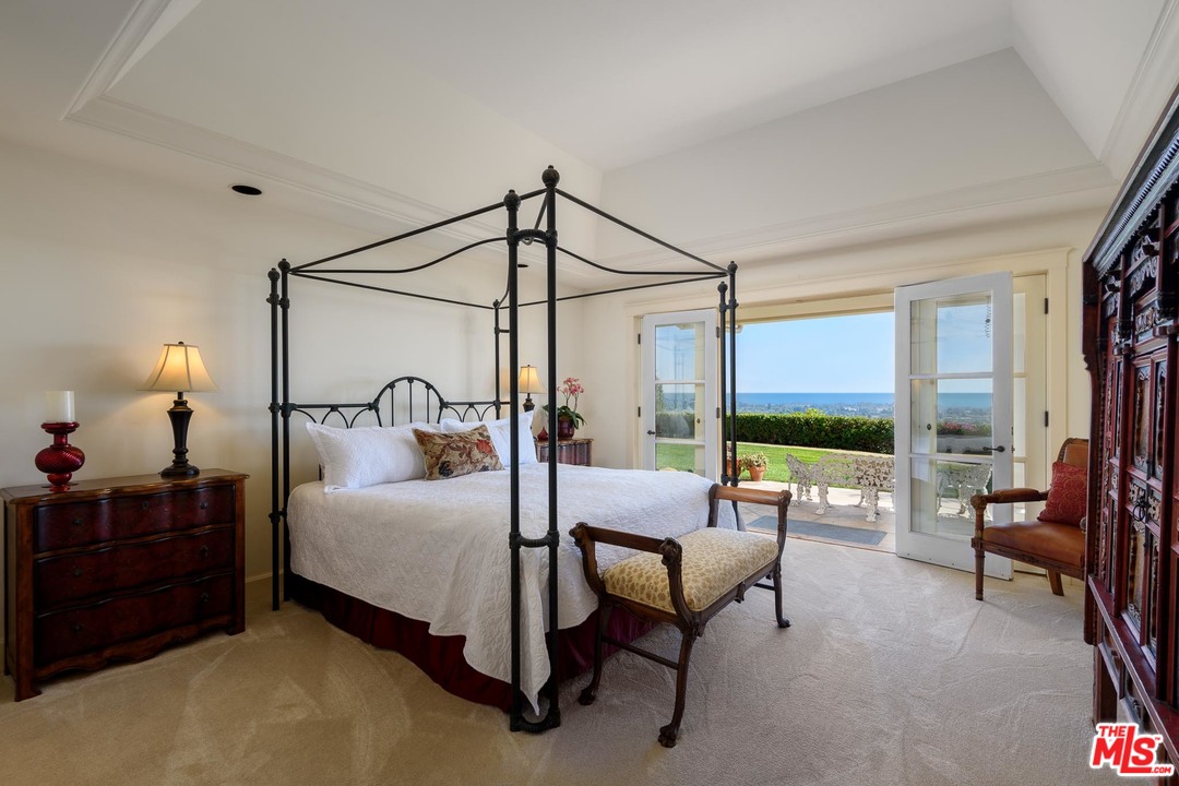 4468 Foothill Road Carpinteria, CA 93013 - Photo 12 of 18 Gallery Image 12
