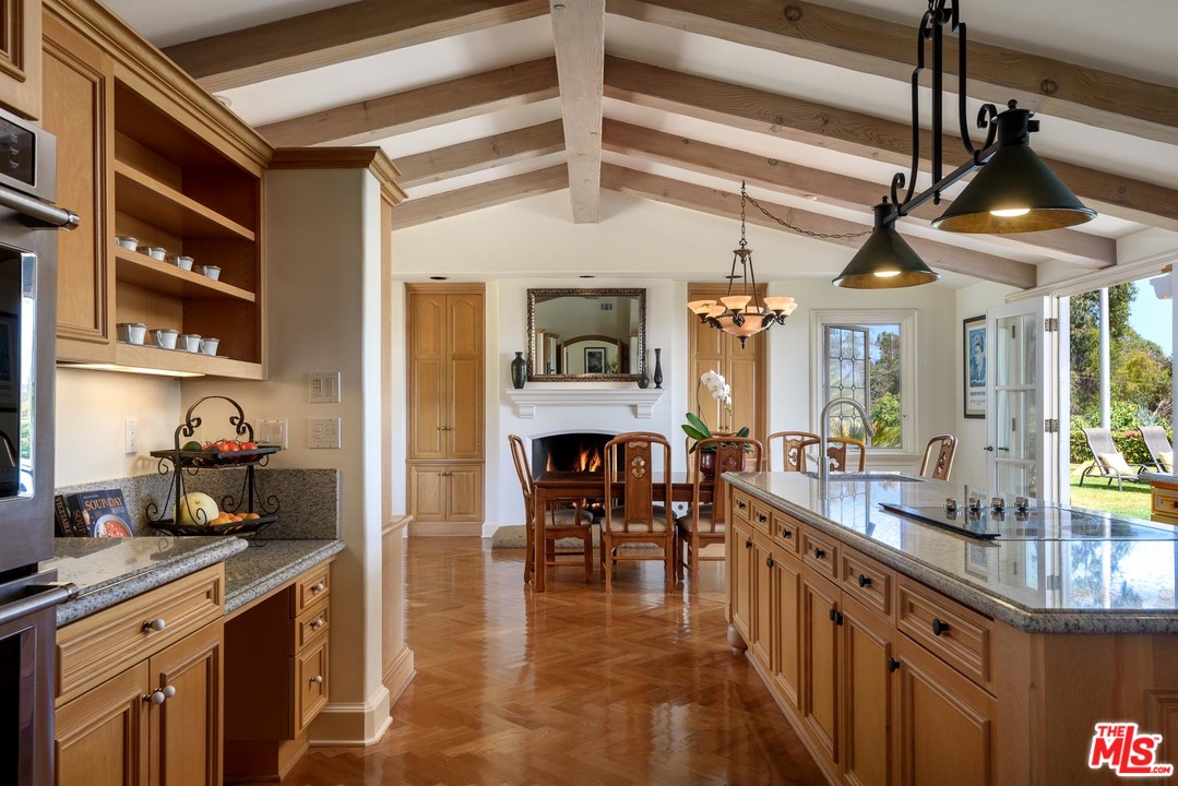 4468 Foothill Road Carpinteria, CA 93013 - Photo 8 of 18 Gallery Image 8