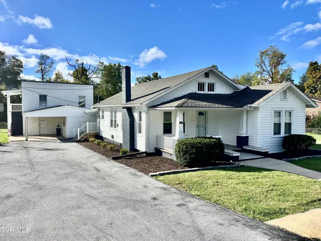 $319,900 | 1116 Highway 91, Elizabethton, TN 37643