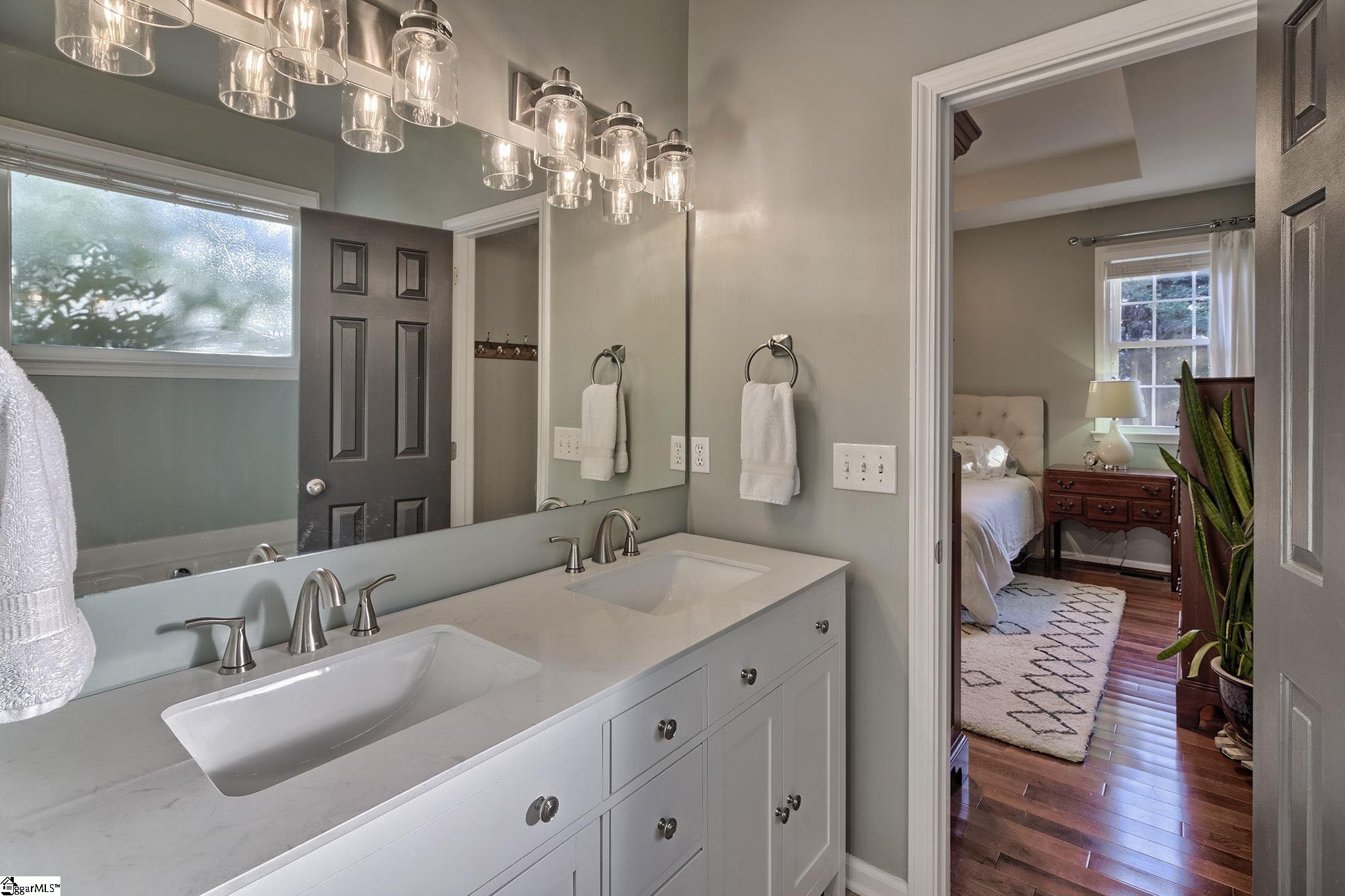 21 Summer Hill Road Simpsonville, SC 29681 - Photo 16 of 30 Gallery Image 16