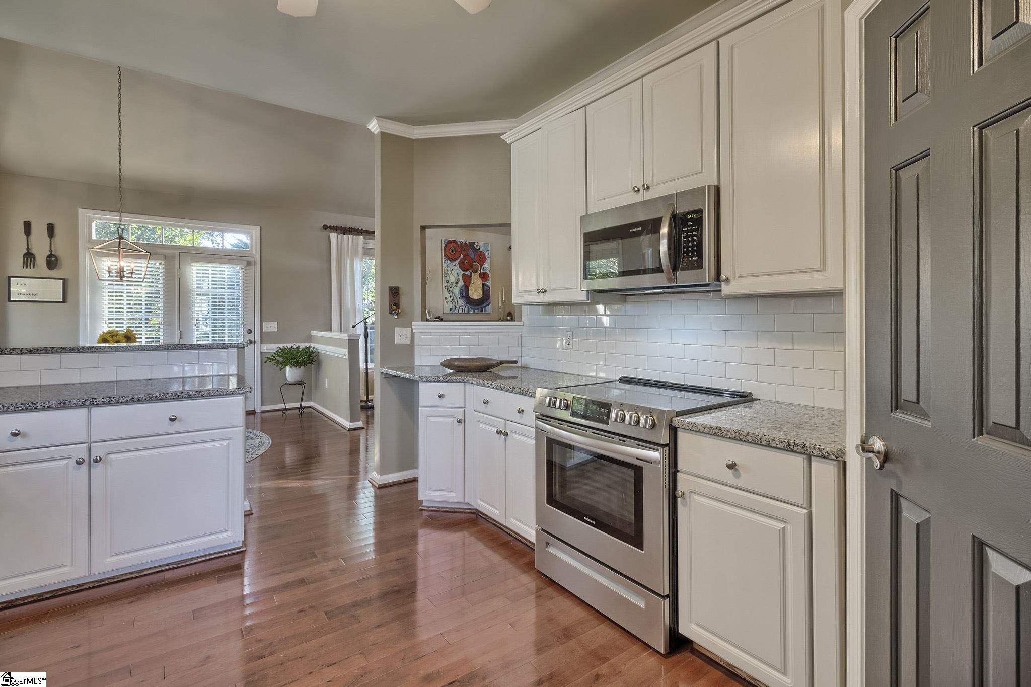 21 Summer Hill Road Simpsonville, SC 29681 - Photo 6 of 30 Gallery Image 6
