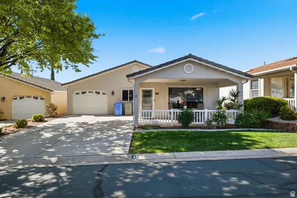 $354,900 | 1050 West Red Hills Parkway, Unit 85, Washington, UT 84780
