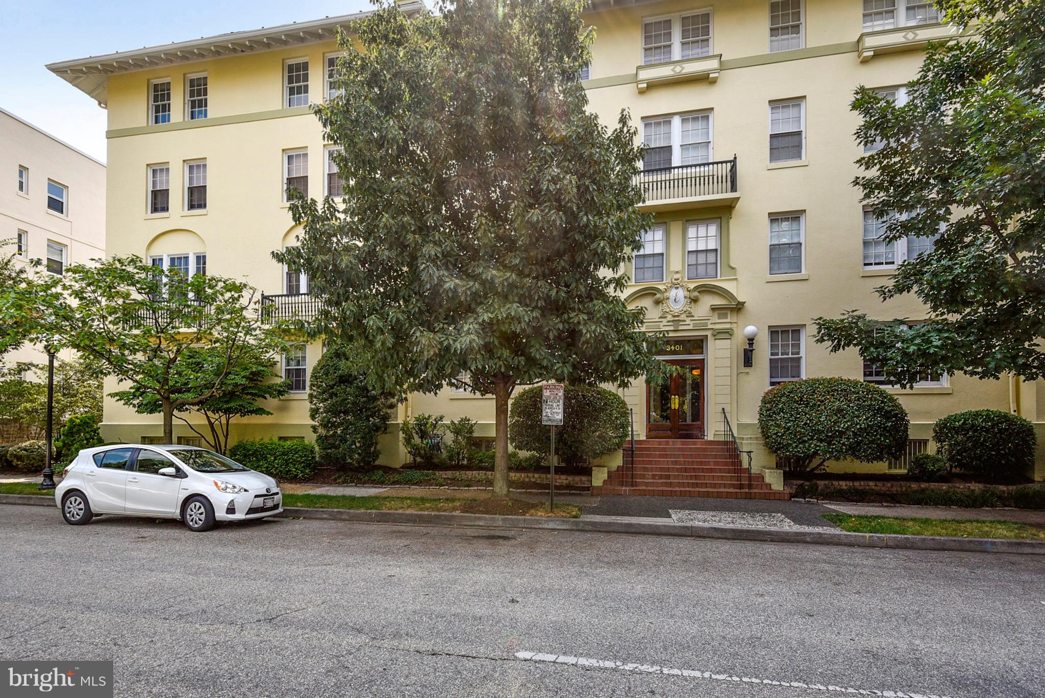 3401 Greenway Eden Hall