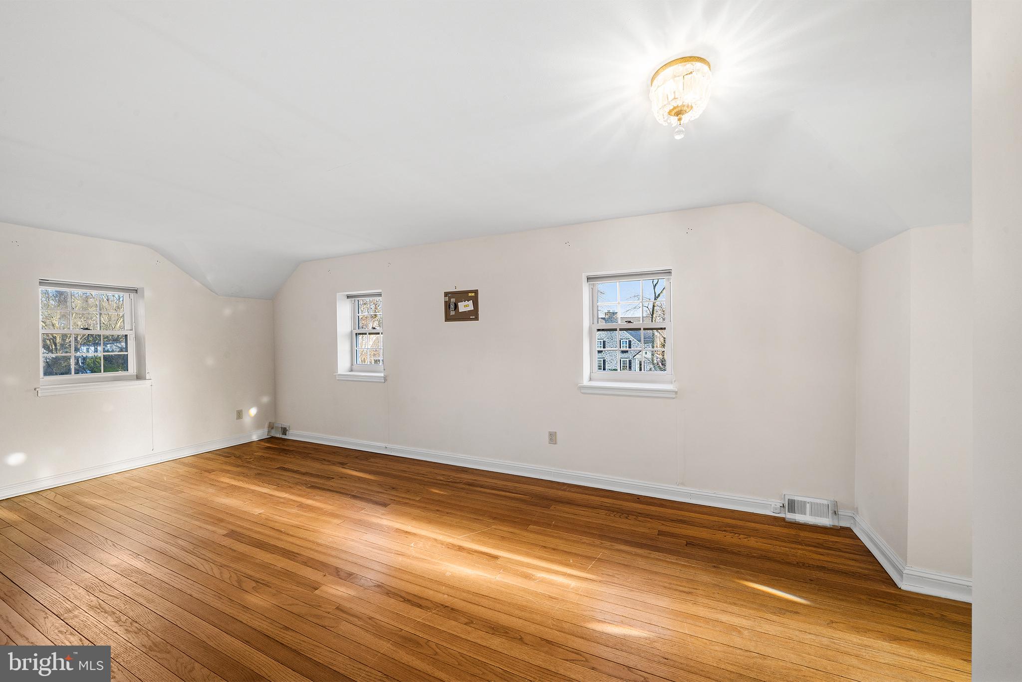 57 Crestline Road Wayne, PA 19087 - Photo 21 of 49