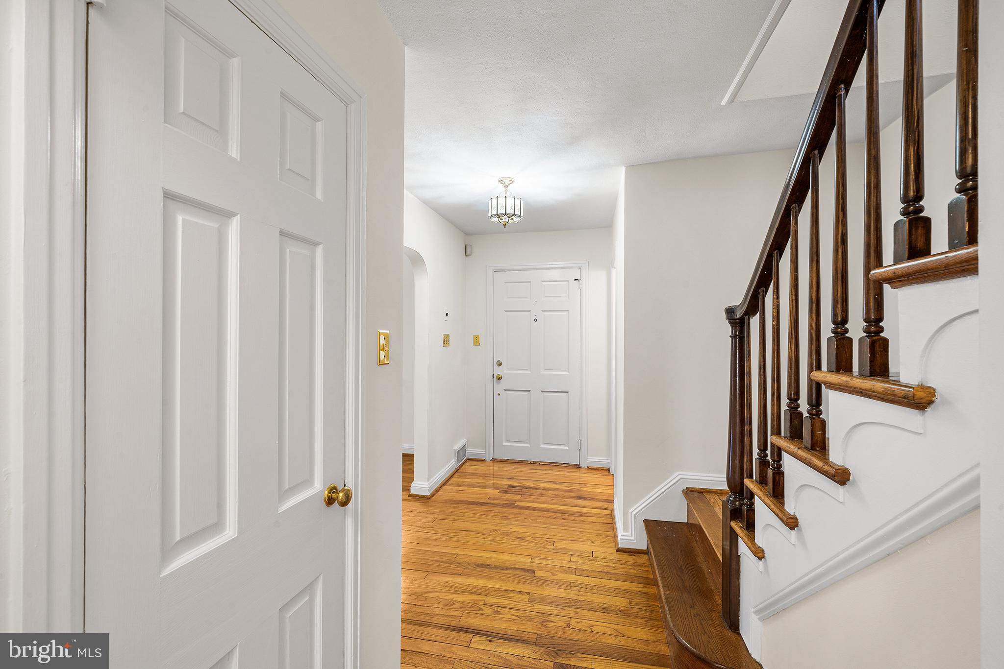 57 Crestline Road Wayne, PA 19087 - Photo 4 of 49