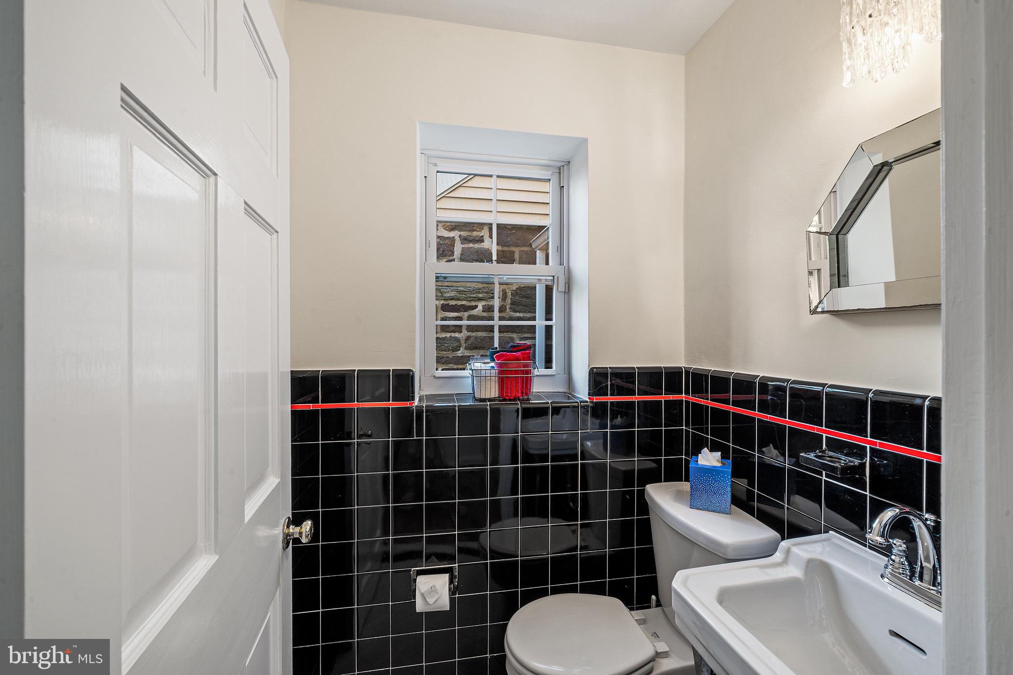 57 Crestline Road Wayne, PA 19087 - Photo 5 of 49