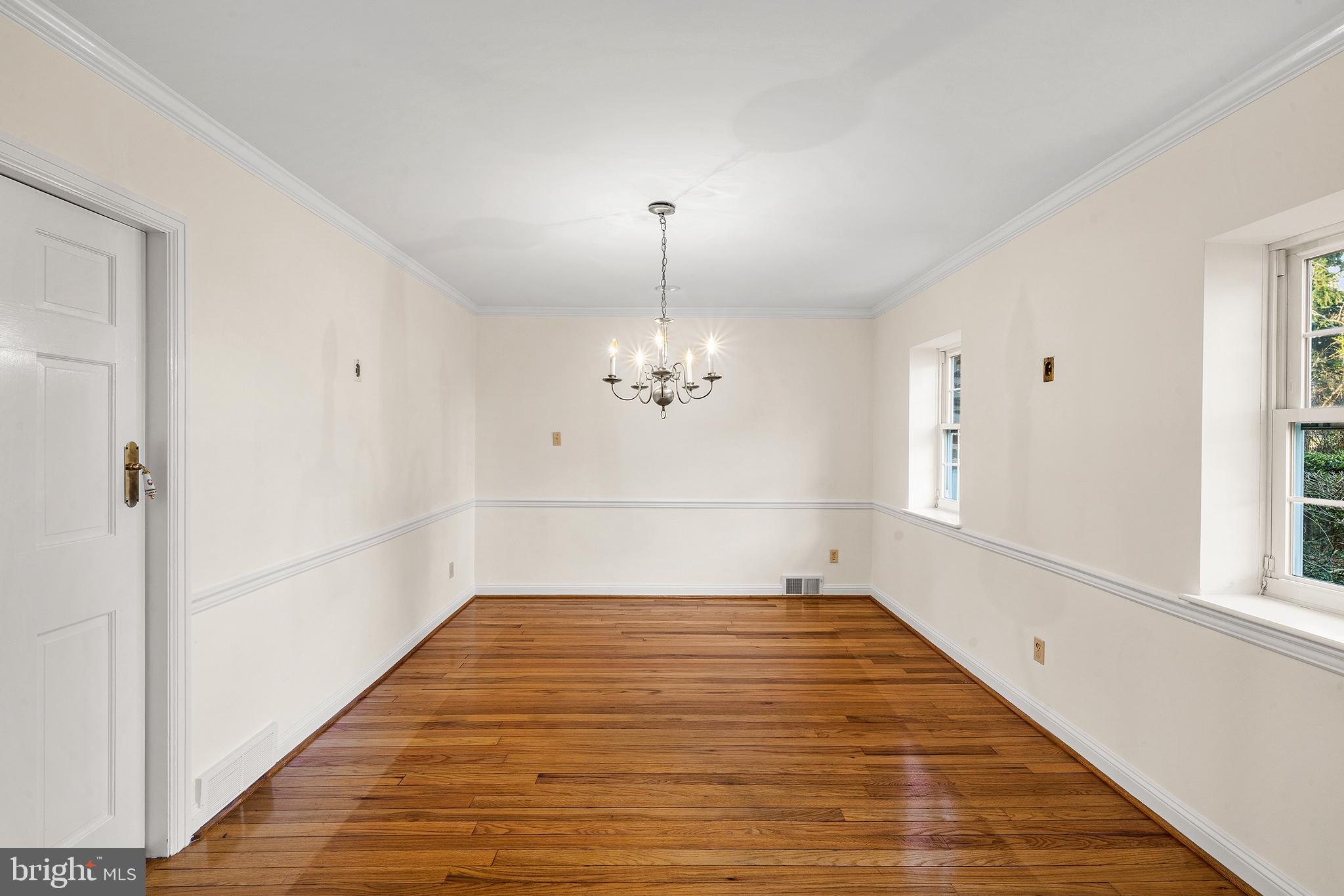 57 Crestline Road Wayne, PA 19087 - Photo 9 of 49